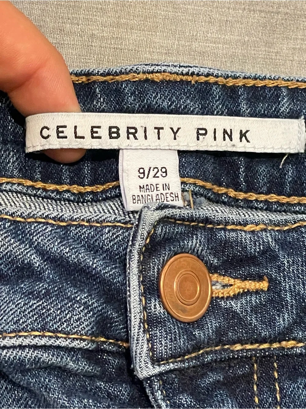 Celebrity Pink The Honey Factory Destructed Denim Shorts Cuffed Size 9/29